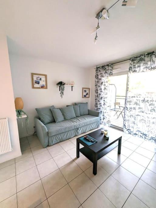Maubec Yourhosthelper Bayonne